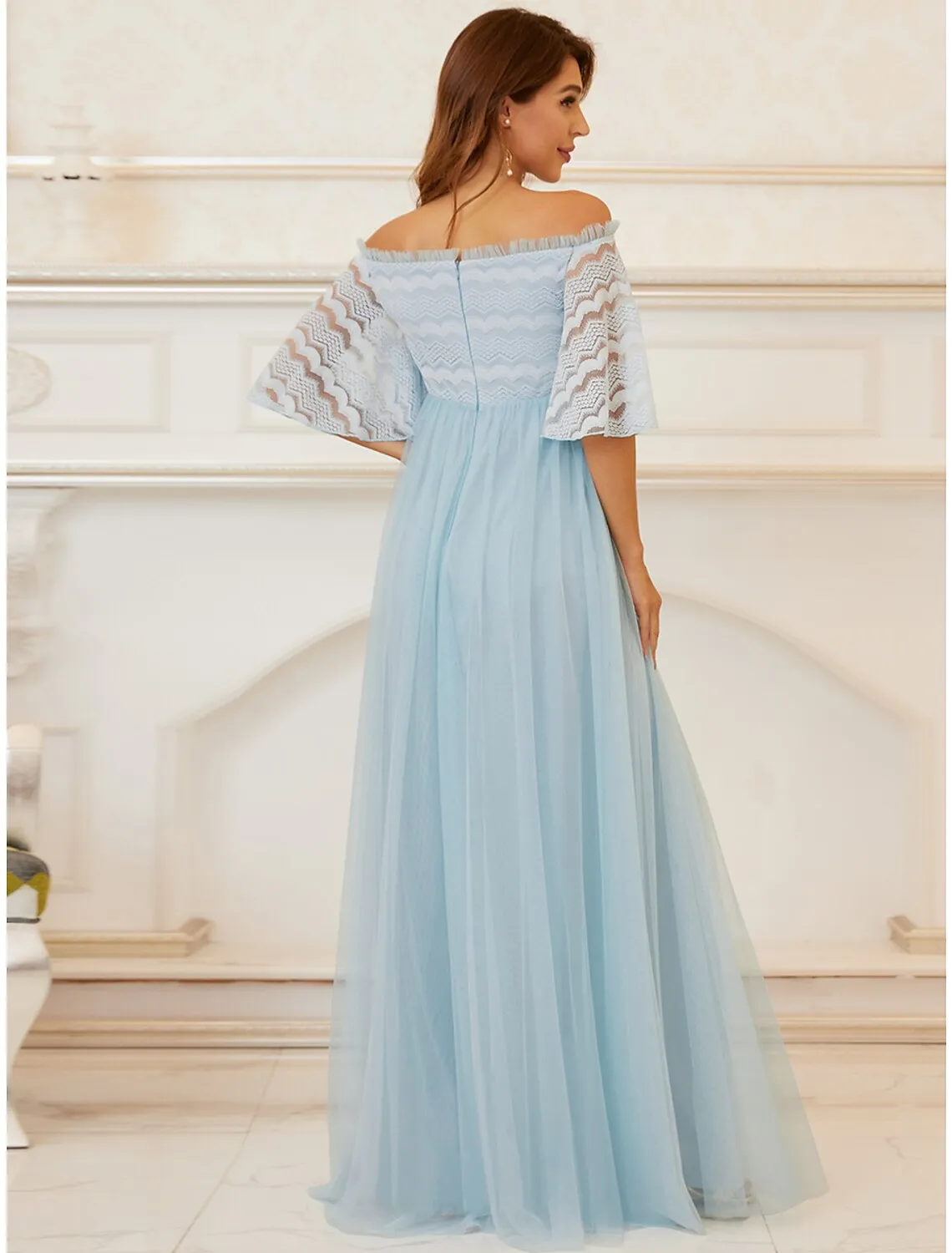 Aimishang  A-Line Mother of the Bride Dress Maternity Elegant Off Shoulder Floor Length Lace Tulle Sleeveless with Tier