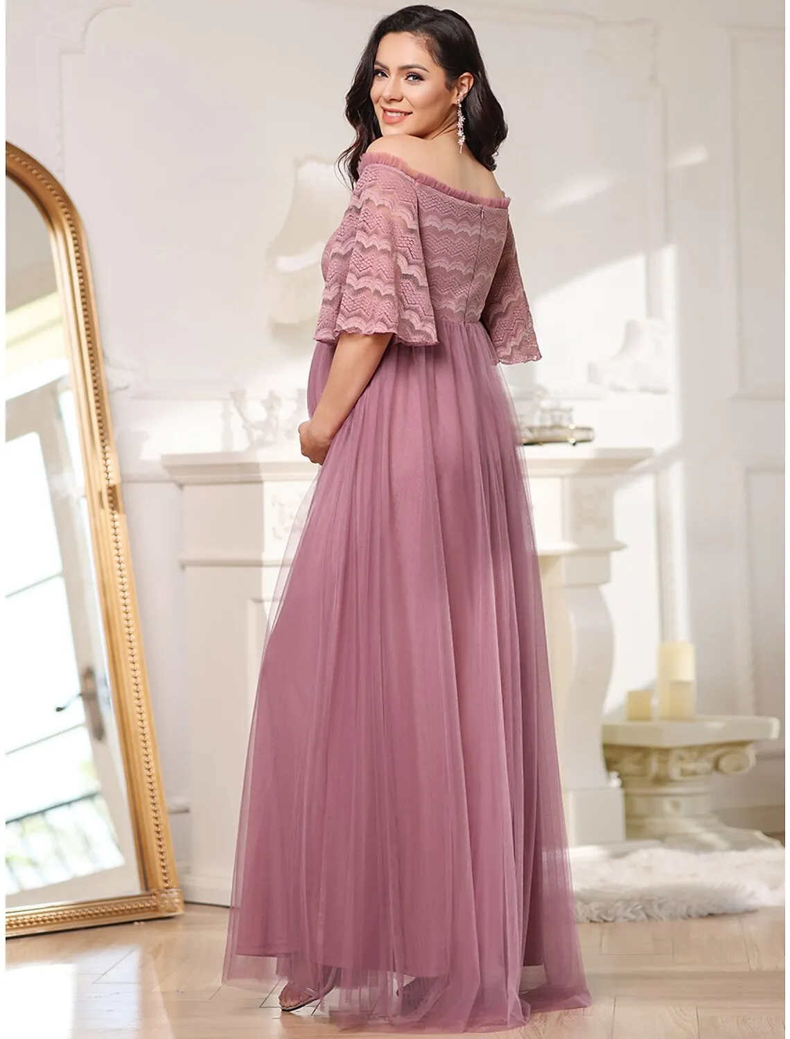 Aimishang  A-Line Mother of the Bride Dress Maternity Elegant Off Shoulder Floor Length Lace Tulle Sleeveless with Tier