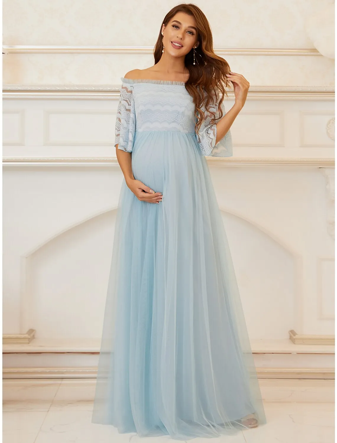 Aimishang  A-Line Mother of the Bride Dress Maternity Elegant Off Shoulder Floor Length Lace Tulle Sleeveless with Tier